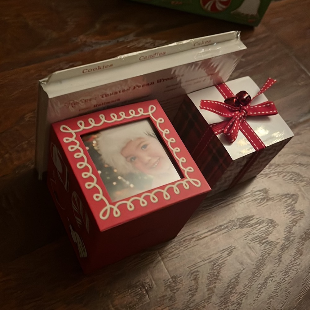 Christmas Recipe Box - Picture 4 of 4